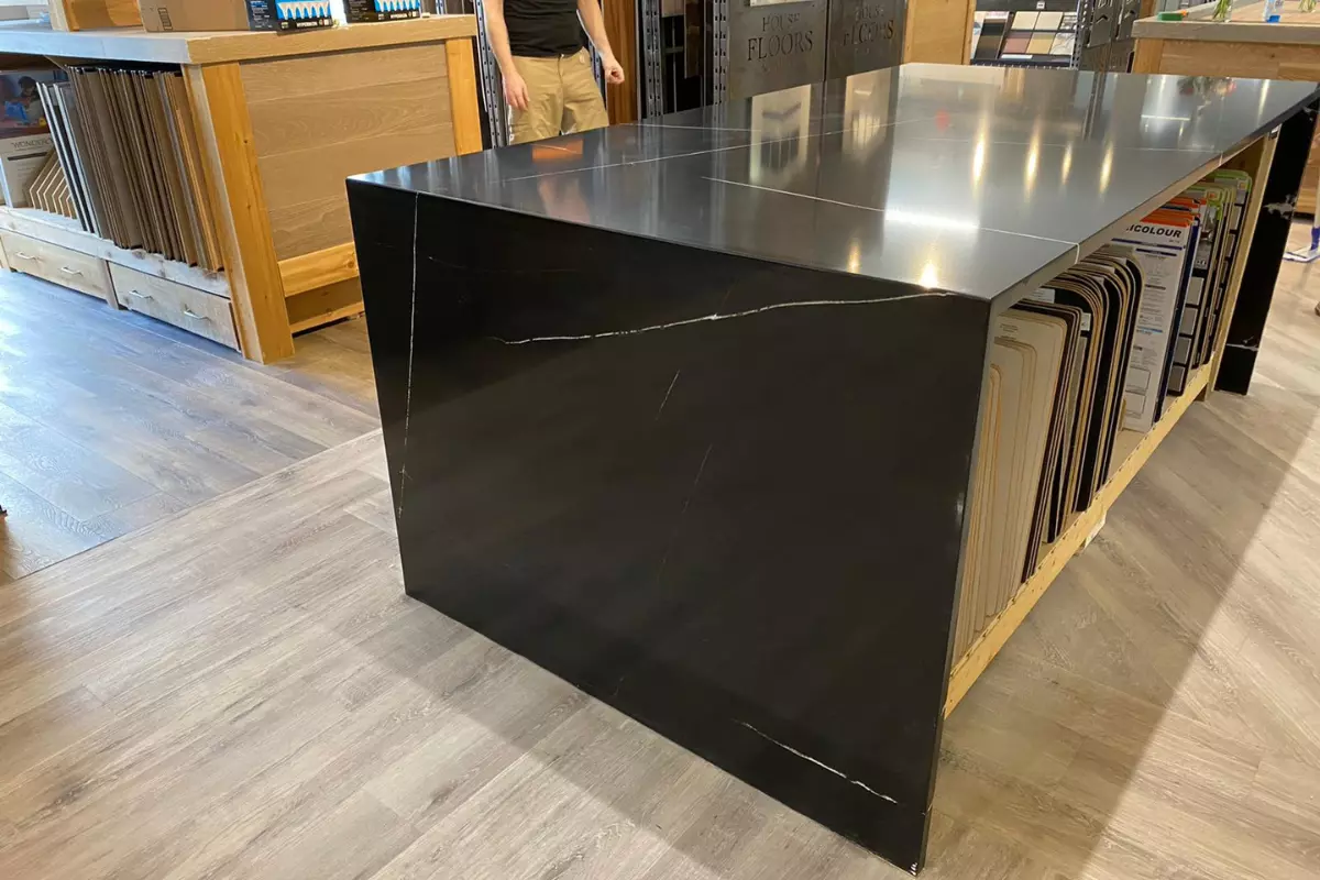 Dekton Laurent Dekton Laurent